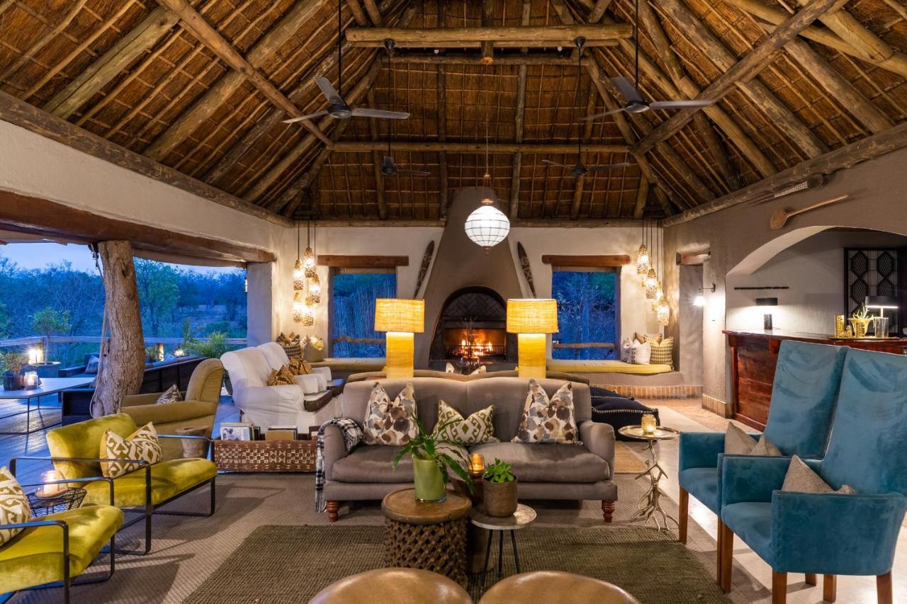 Thornybush Simbambili Lodge サビ・サンド動物保護区 エクステリア 写真