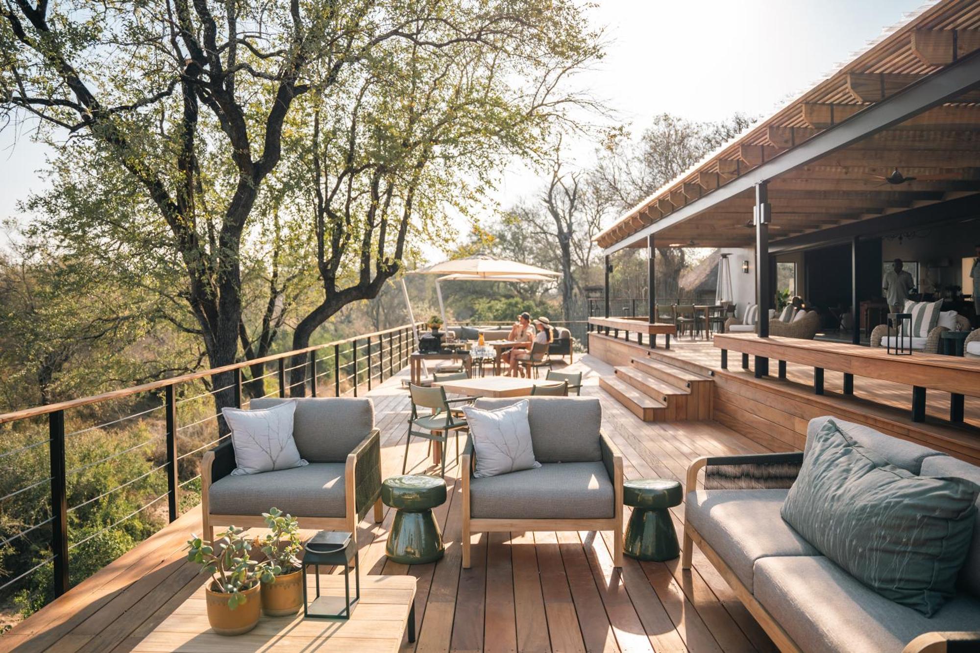 Thornybush Simbambili Lodge サビ・サンド動物保護区 エクステリア 写真