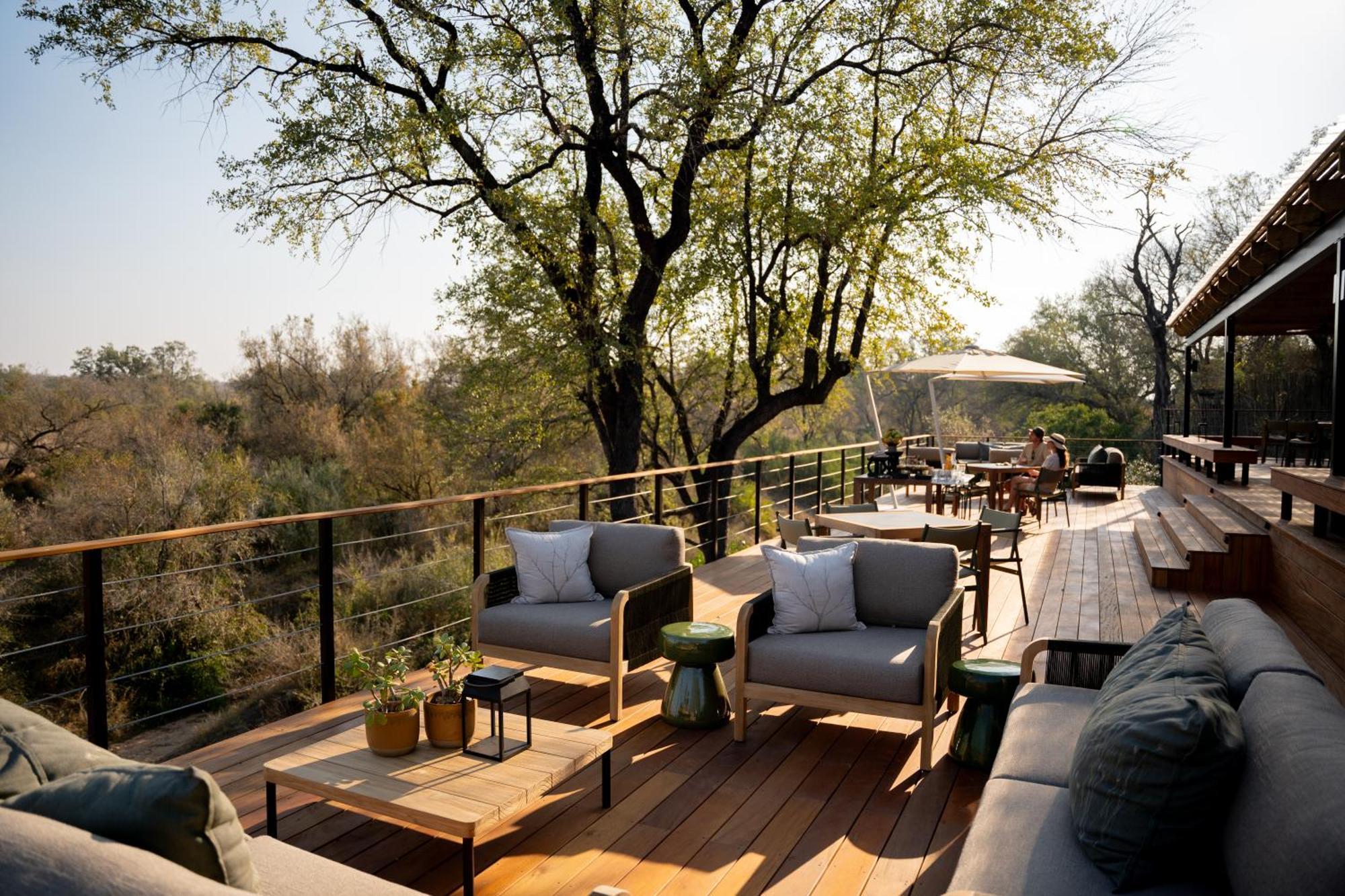 Thornybush Simbambili Lodge サビ・サンド動物保護区 エクステリア 写真