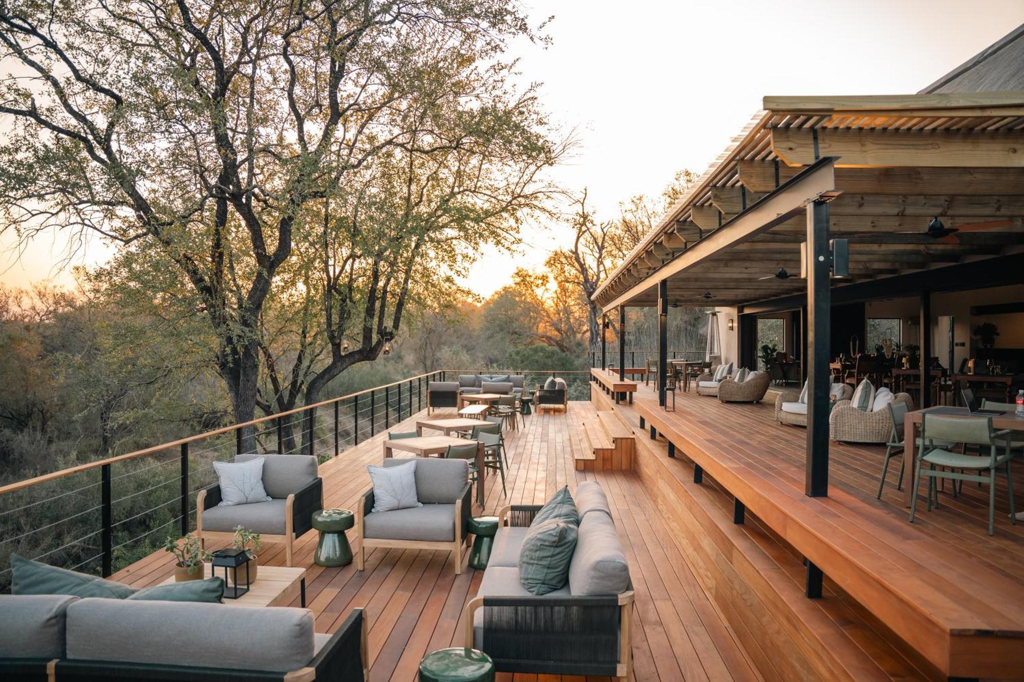 Thornybush Simbambili Lodge サビ・サンド動物保護区 エクステリア 写真